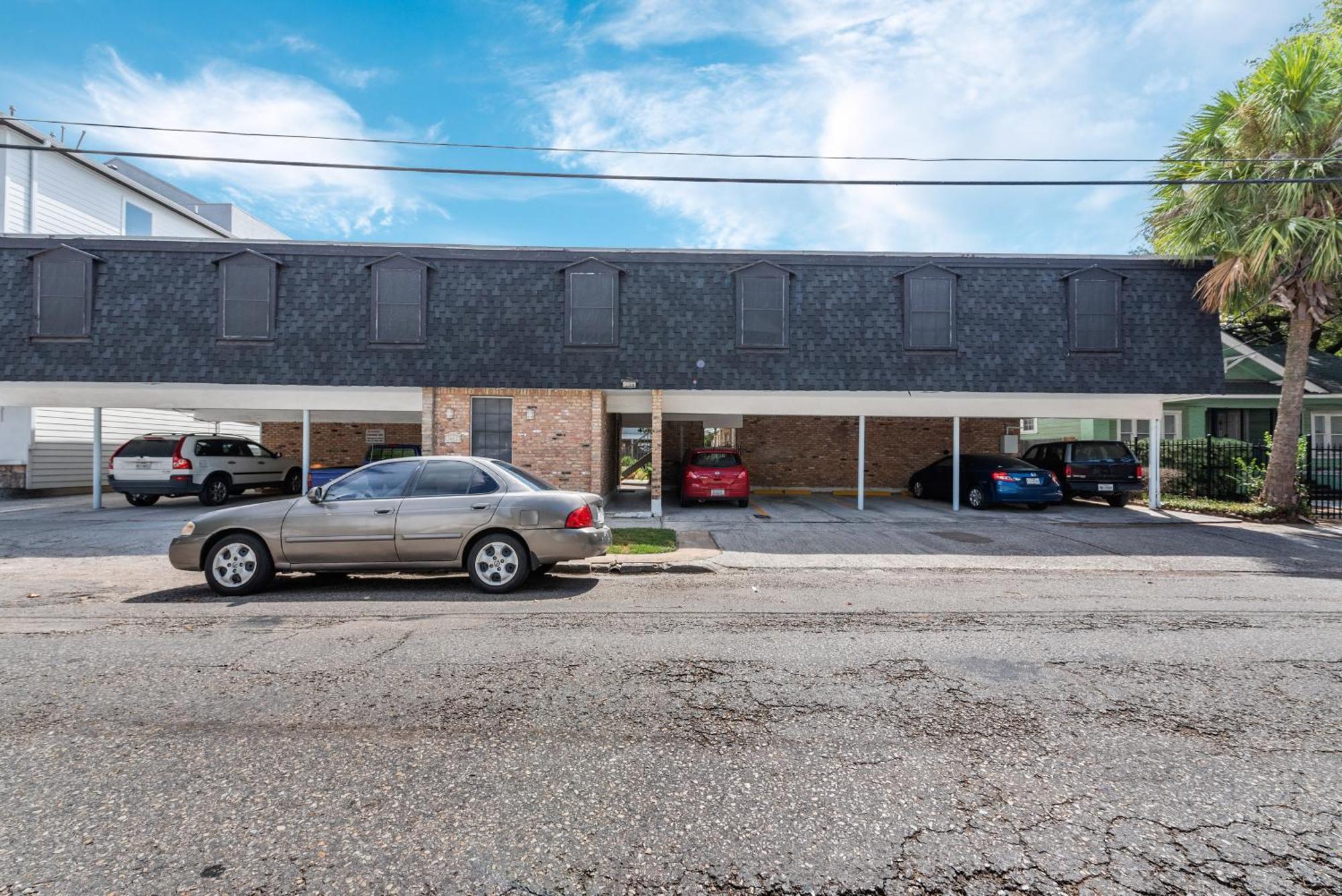 Bright And Modern 1br In